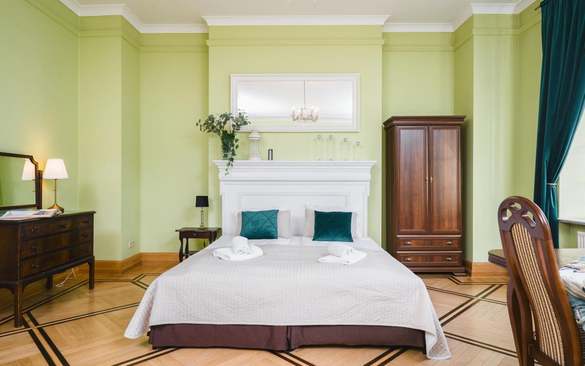 Apartamenty W Palacu Pod Baranami Kraków Exteriör bild