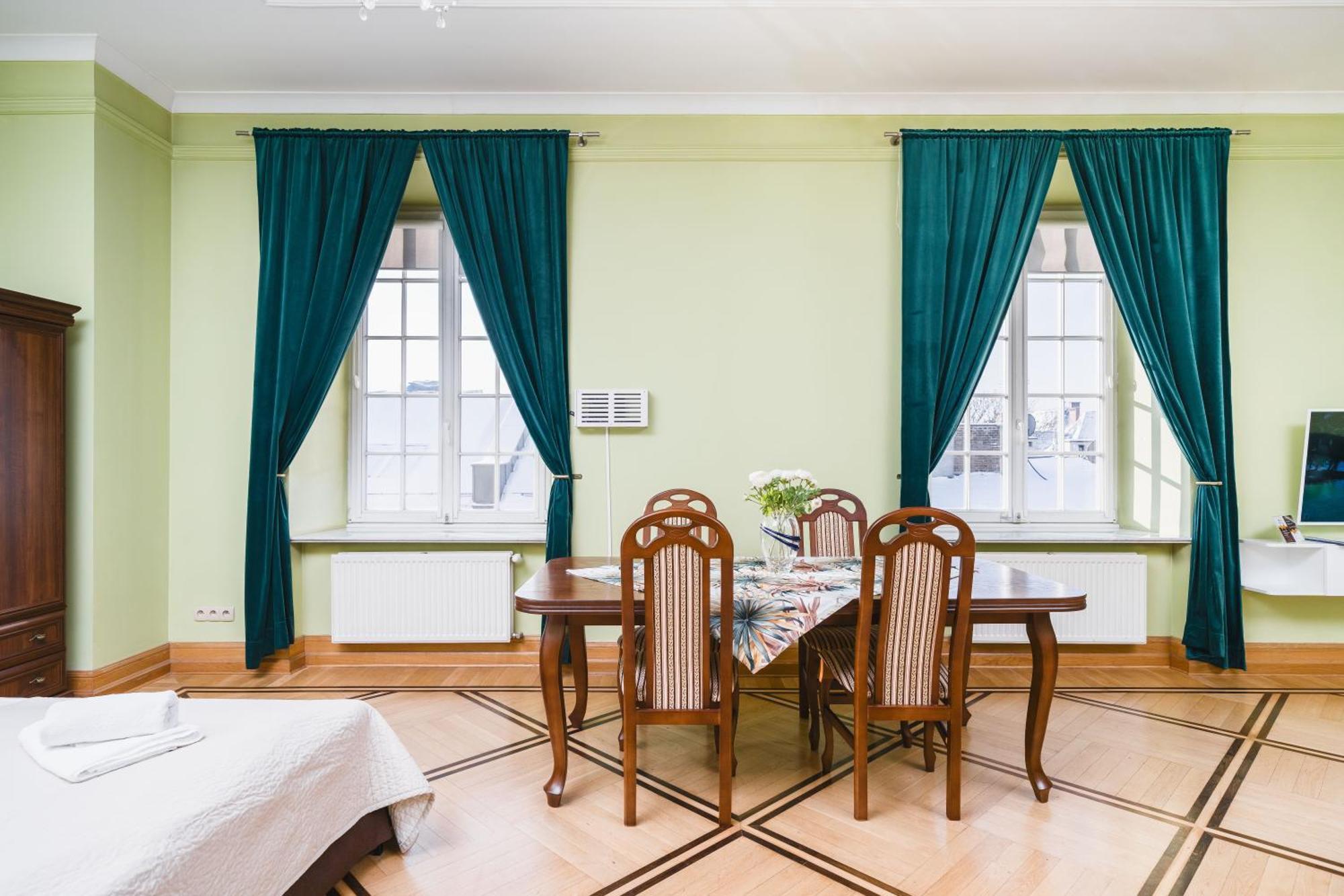 Apartamenty W Palacu Pod Baranami Kraków Exteriör bild