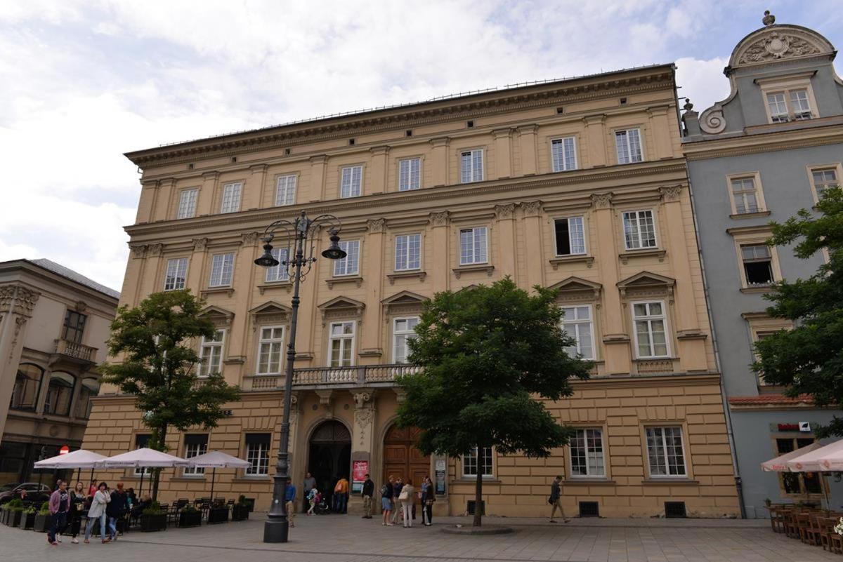 Apartamenty W Palacu Pod Baranami Kraków Exteriör bild