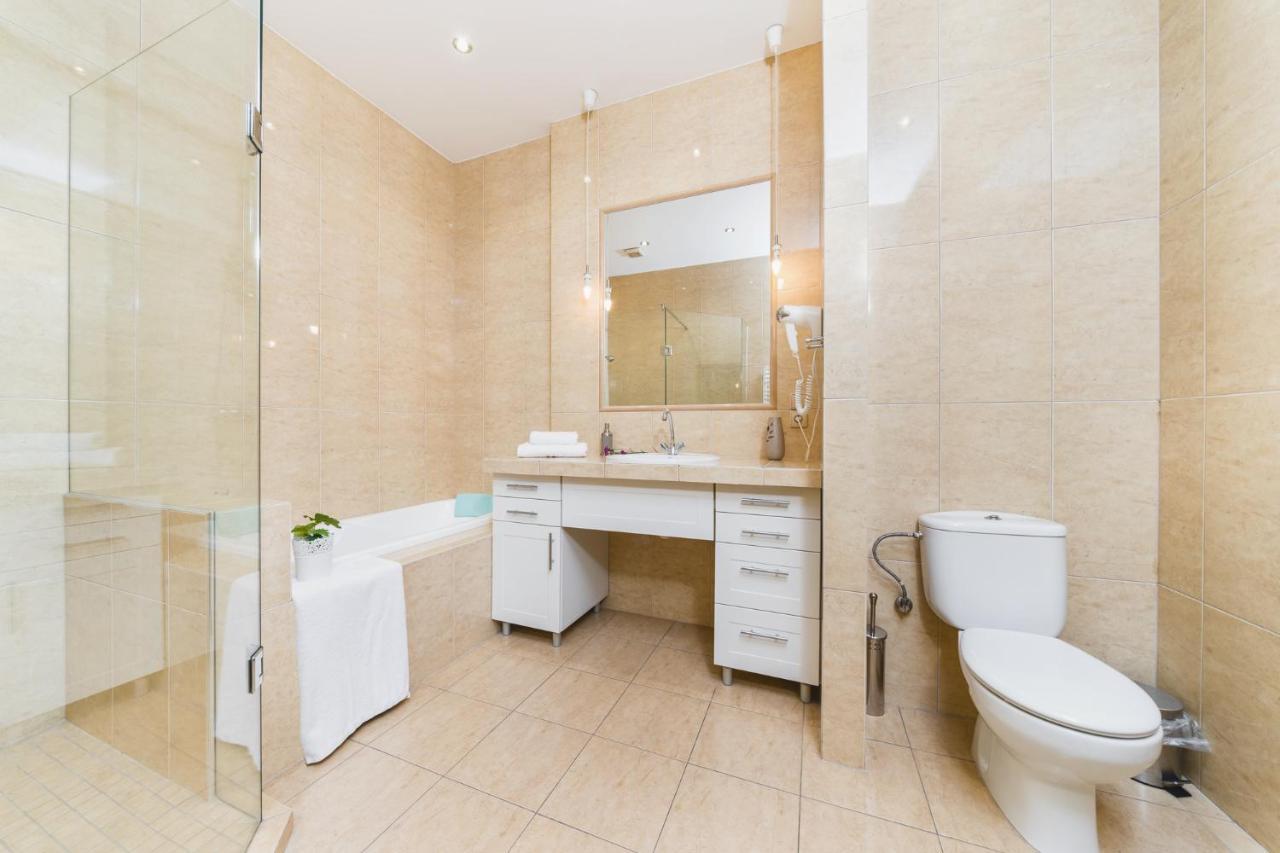 Apartamenty W Palacu Pod Baranami Kraków Exteriör bild